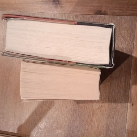 Harry Potter Books - Goblet of fire and order of the phoenix - Picture 4 of 5